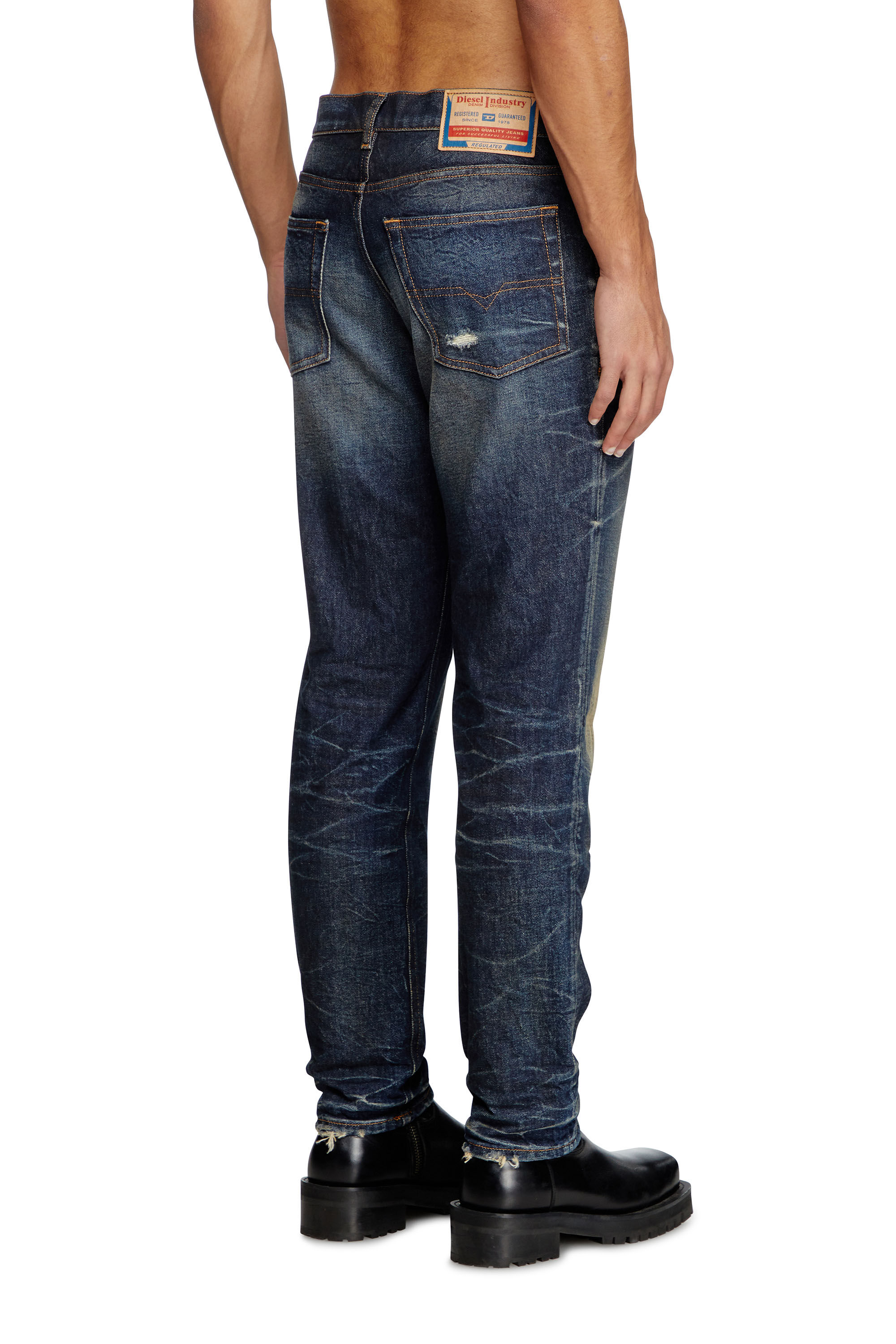 Men's Regular Jeans | Dark Blue | Diesel 2023 D-Finitive