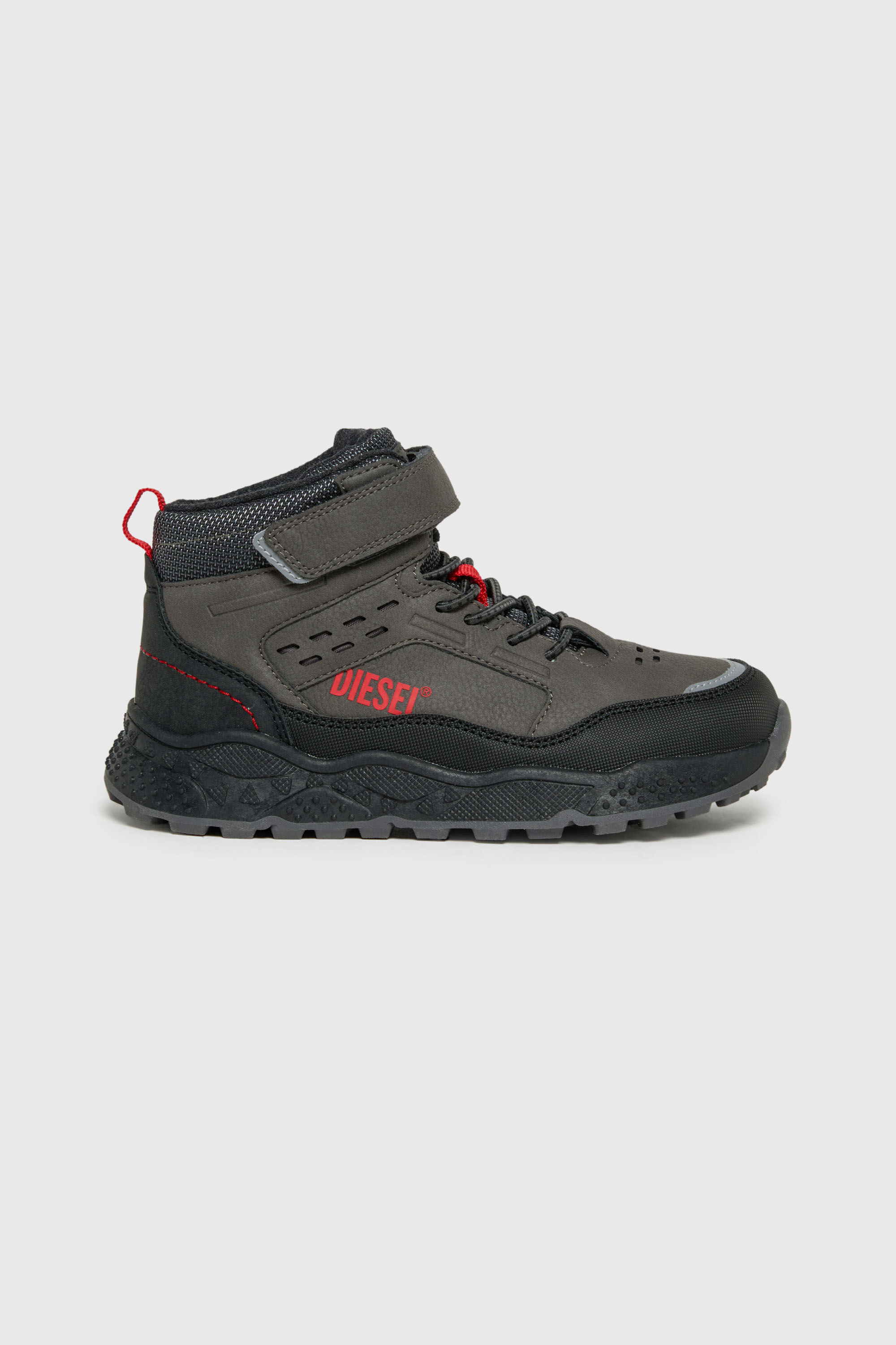 Diesel - D-MANTECOUR, Unisex's D-Mantecour - Hiking-style sneaker boots in Black - 1
