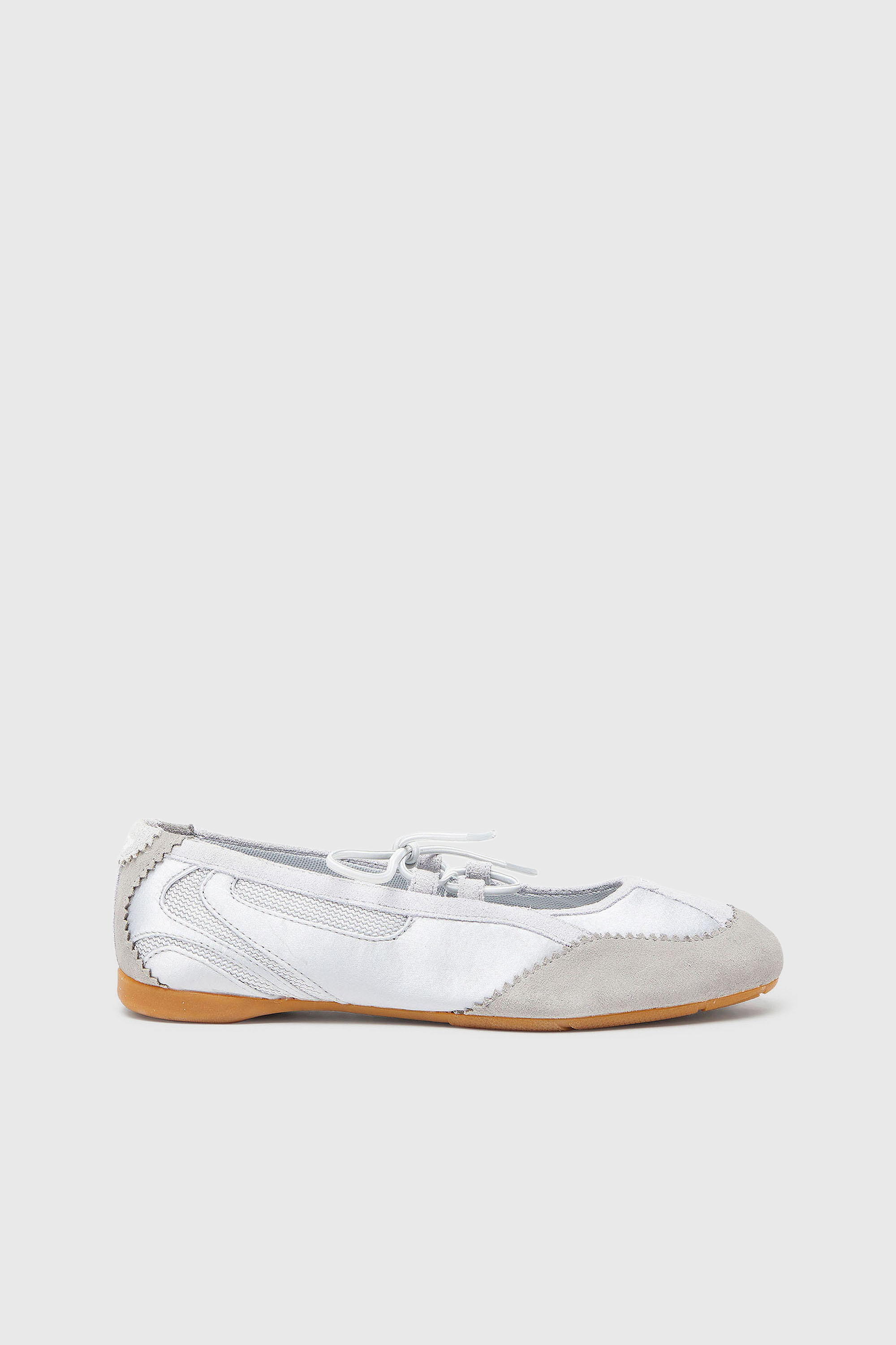Diesel - D-MILE BALLERINA LACE UP II W, Woman's D-Mile - Lace-up ballerina flats in leather and mesh in Light Grey - 1