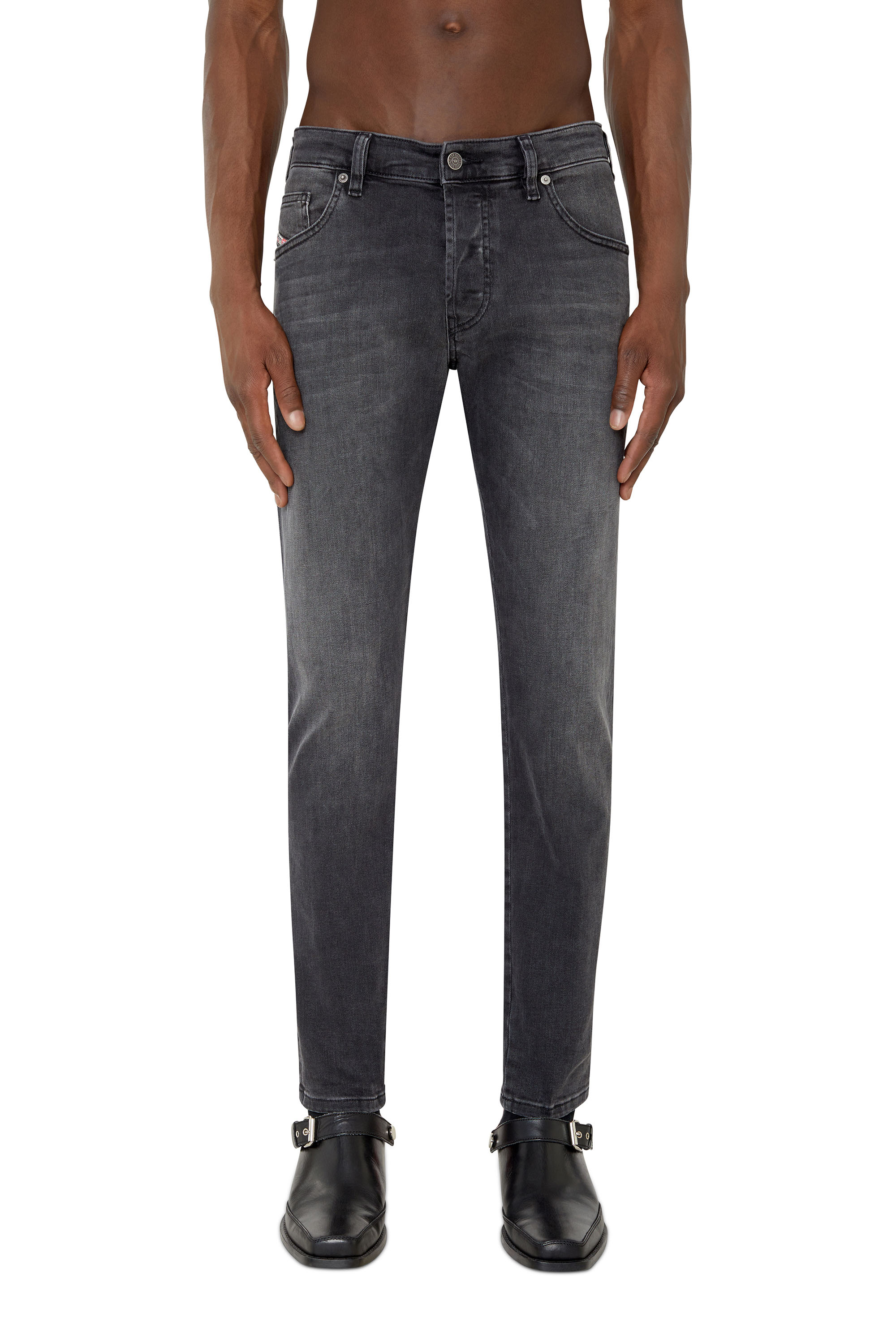 Diesel - D-Yennox 0IHAV Tapered Jeans, Black/Dark grey - Image 1