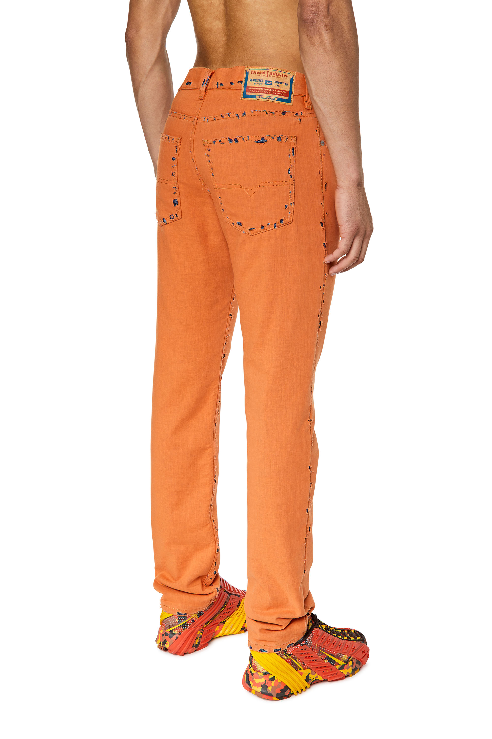 Diesel - Straight Jeans 1995 D-Sark 007R5, Orange - Image 3