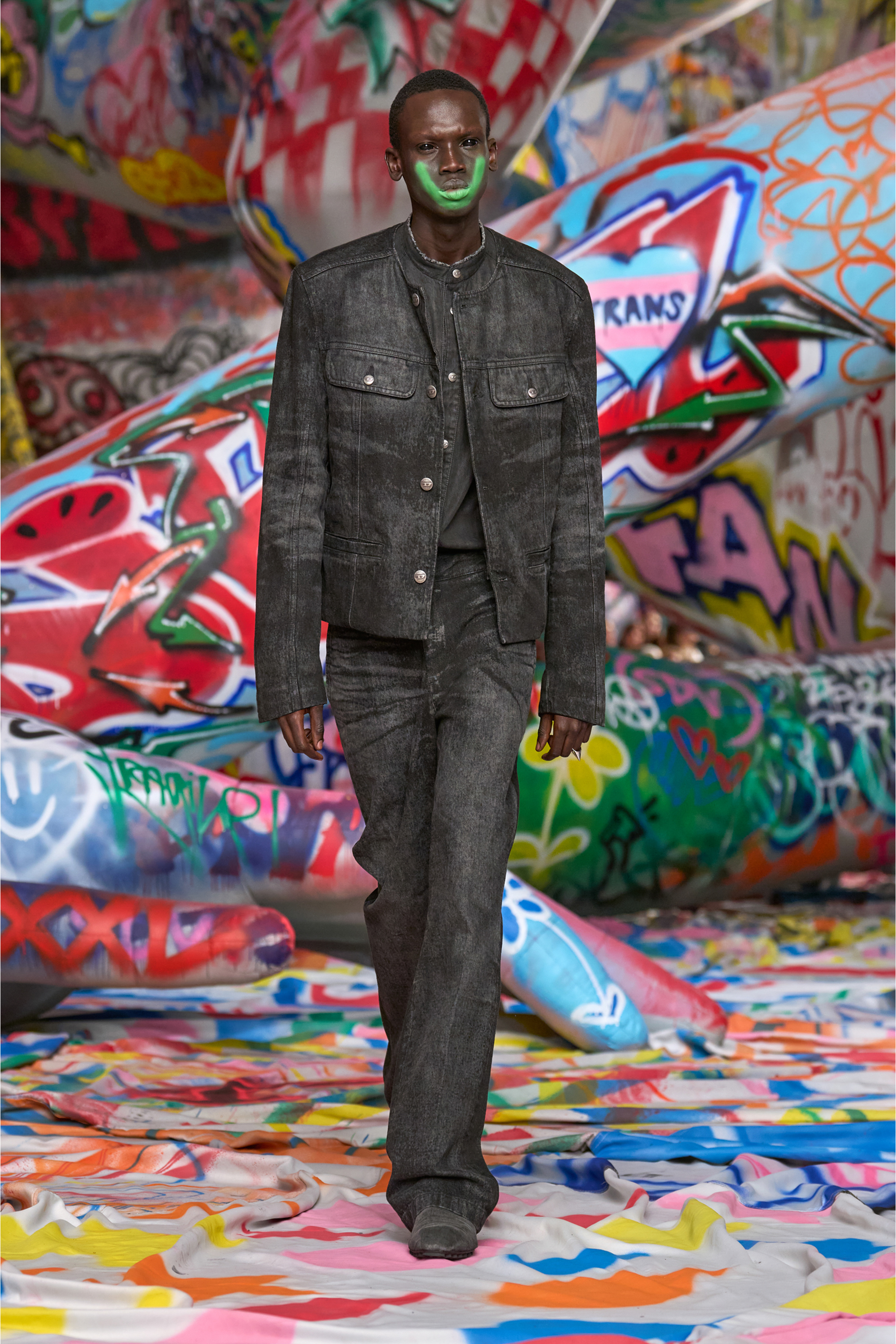 Diesel - Man's Relaxed Jeans 2001 D-Macro 007DB, Black/Dark grey - 3