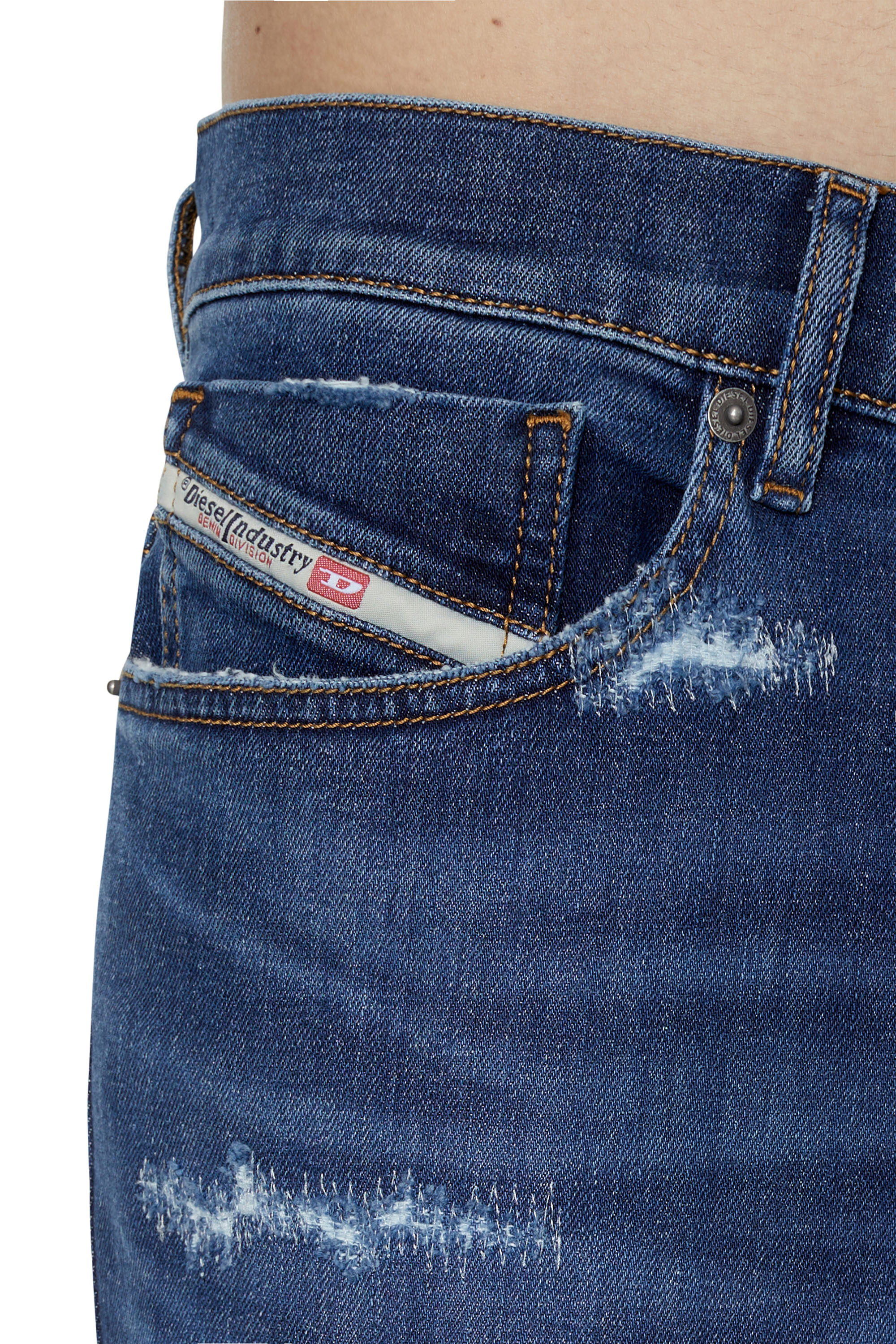 Diesel - 2005 D-Fining 09E07 Tapered Jeans, Medium blue - Image 4