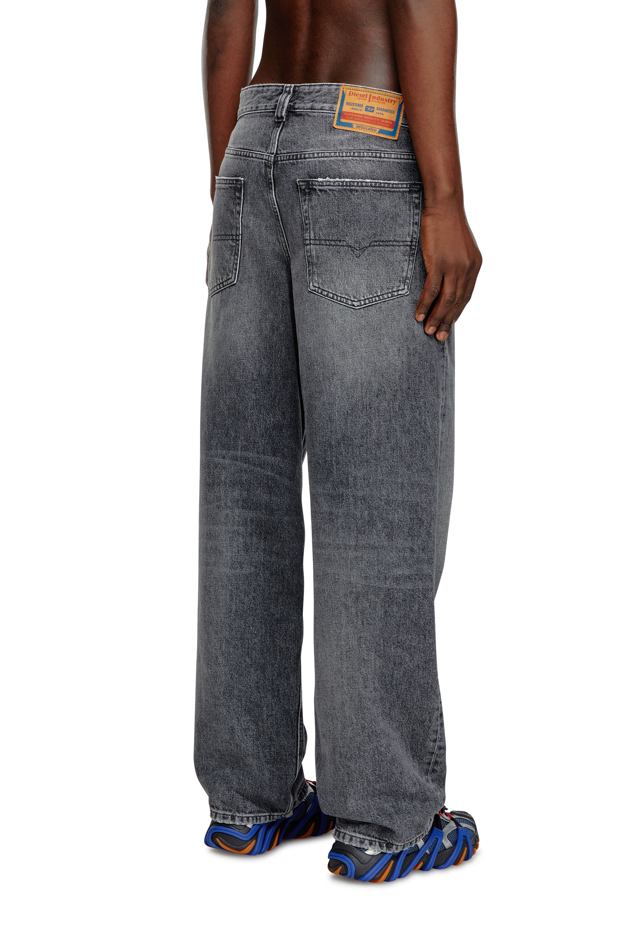 Diesel - Man Straight Jeans 2001 D-Macro 007X3, Dark grey - Image 4