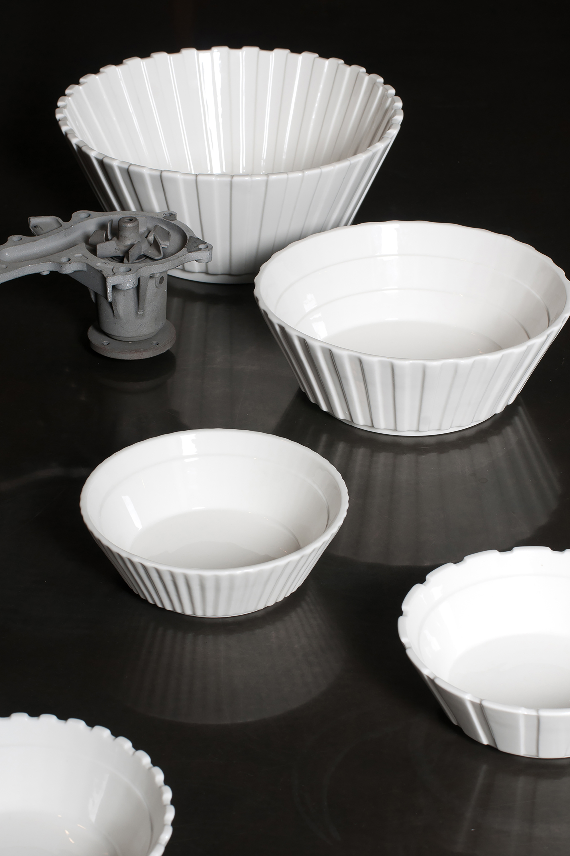 Diesel - 10981 MACHINE COLLEC, Unisex's Porcelain salad bowl, ø cm 22 / 8.7" in White - 4