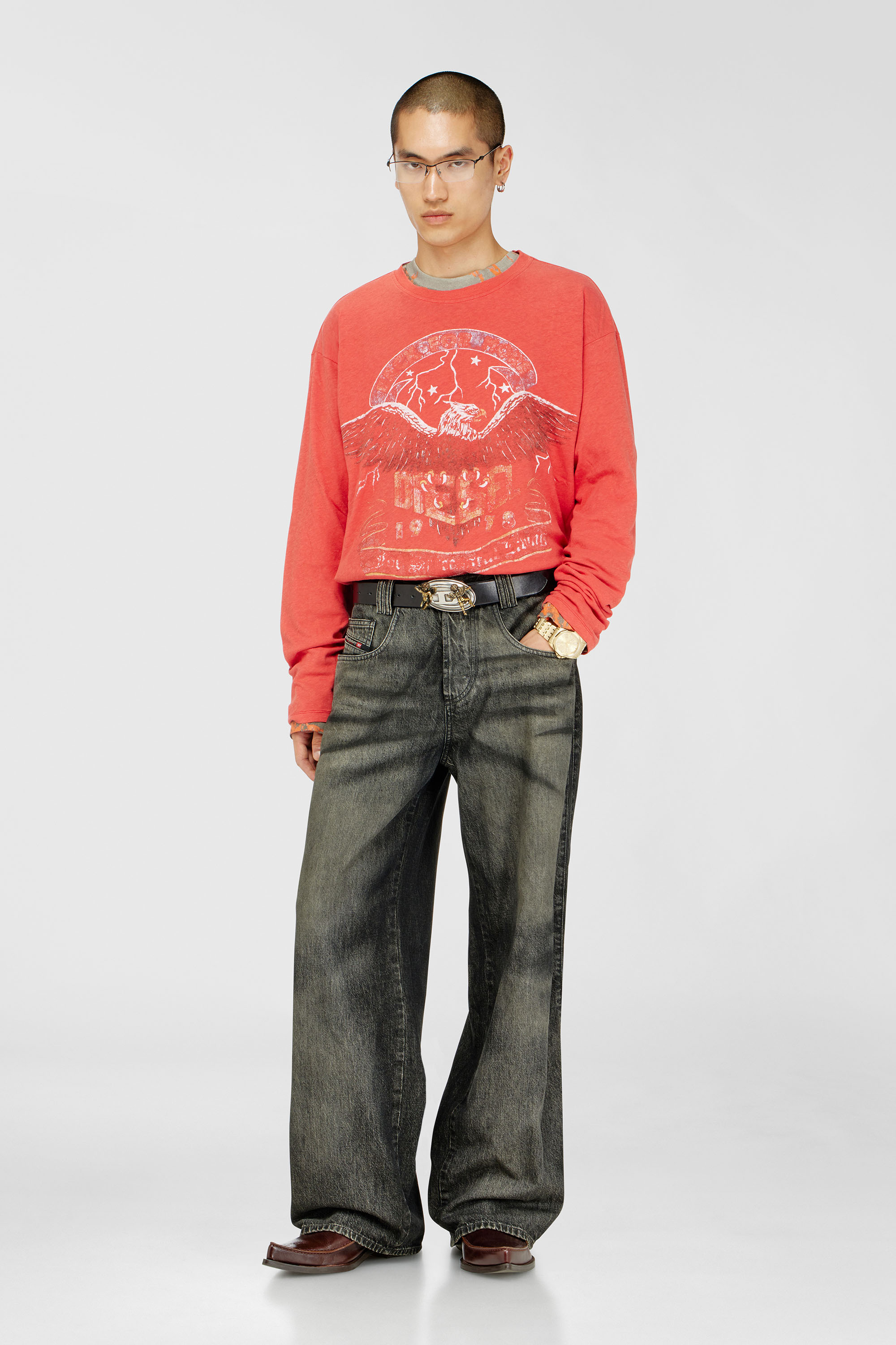 Long-sleeve T-shirt with concert graphics