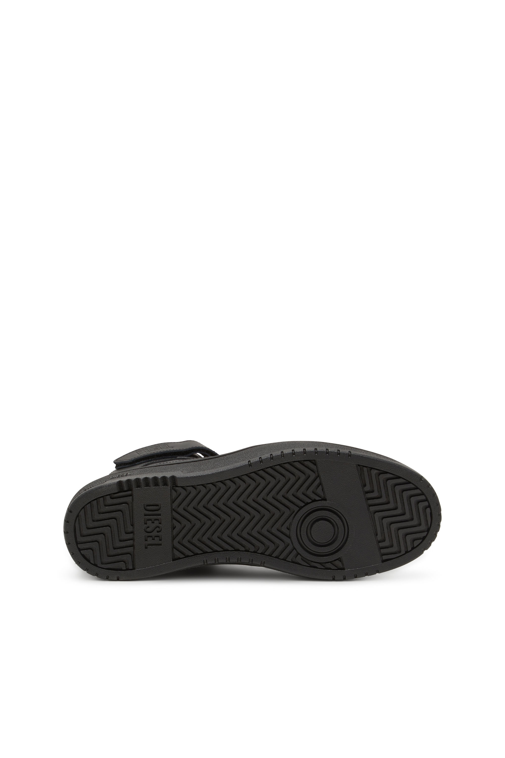 Diesel - S-TRACKER-D MID, Man's S-Tracker-D-Mid top sneaker in Black - 5