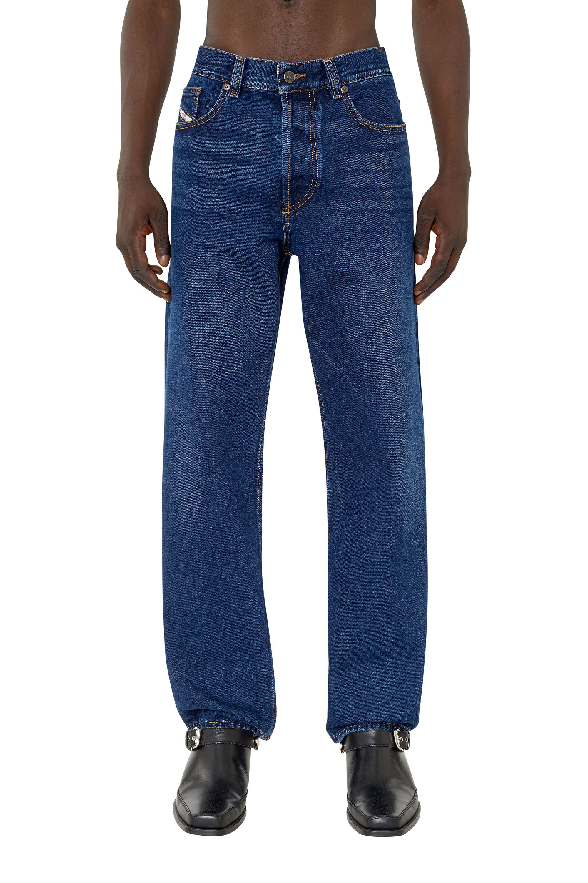 The D-Arbus straight jeans you are looking for has evolved