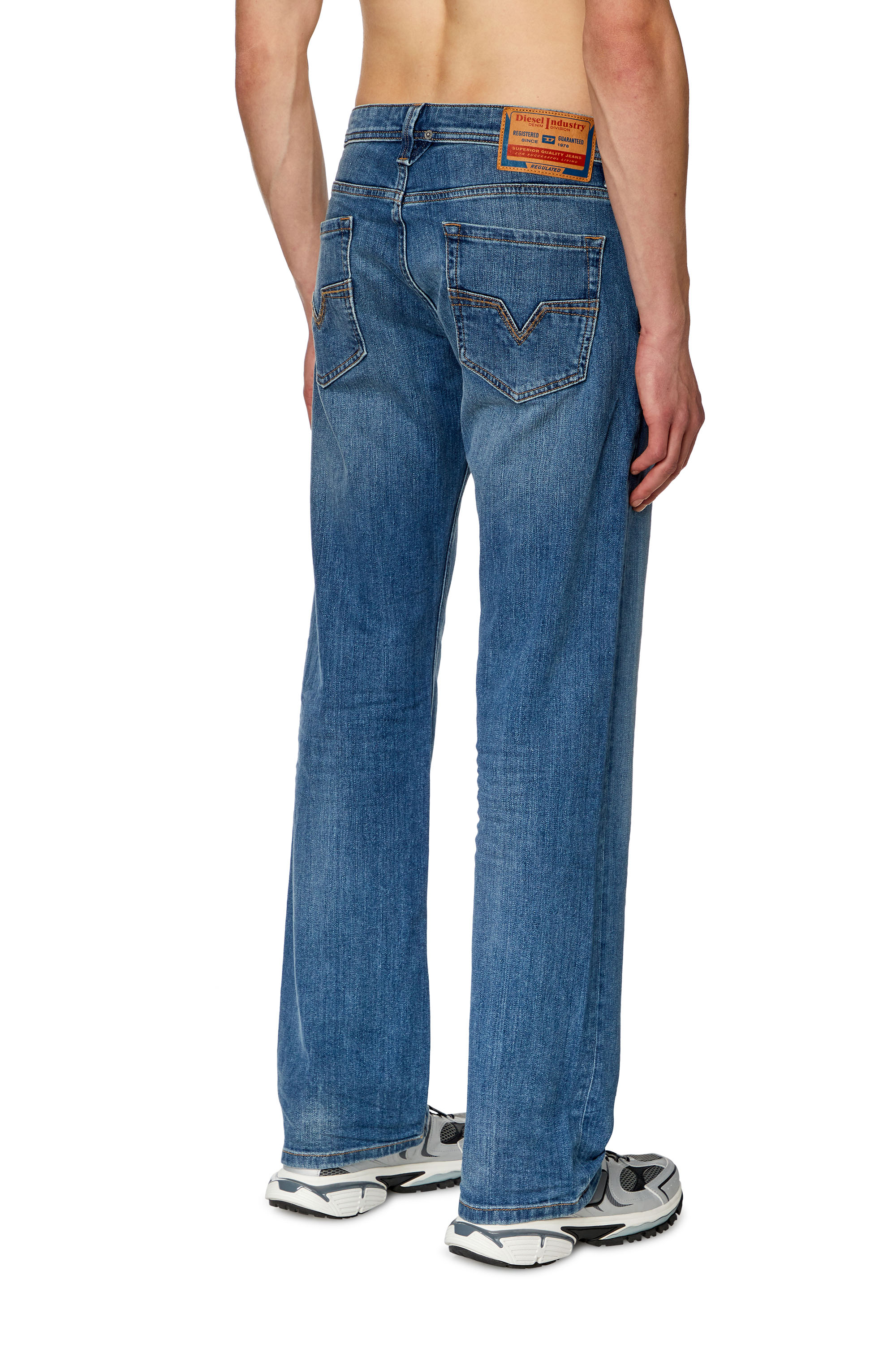 Diesel - Man's Regular Jeans 1985 Larkee 0KIAL, Light Blue - 3