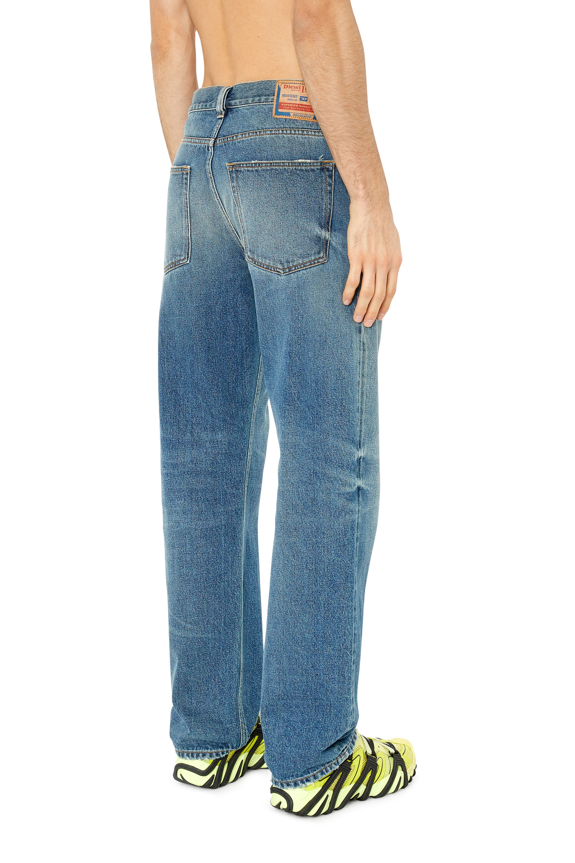 The D-Arbus straight jeans you are looking for has evolved
