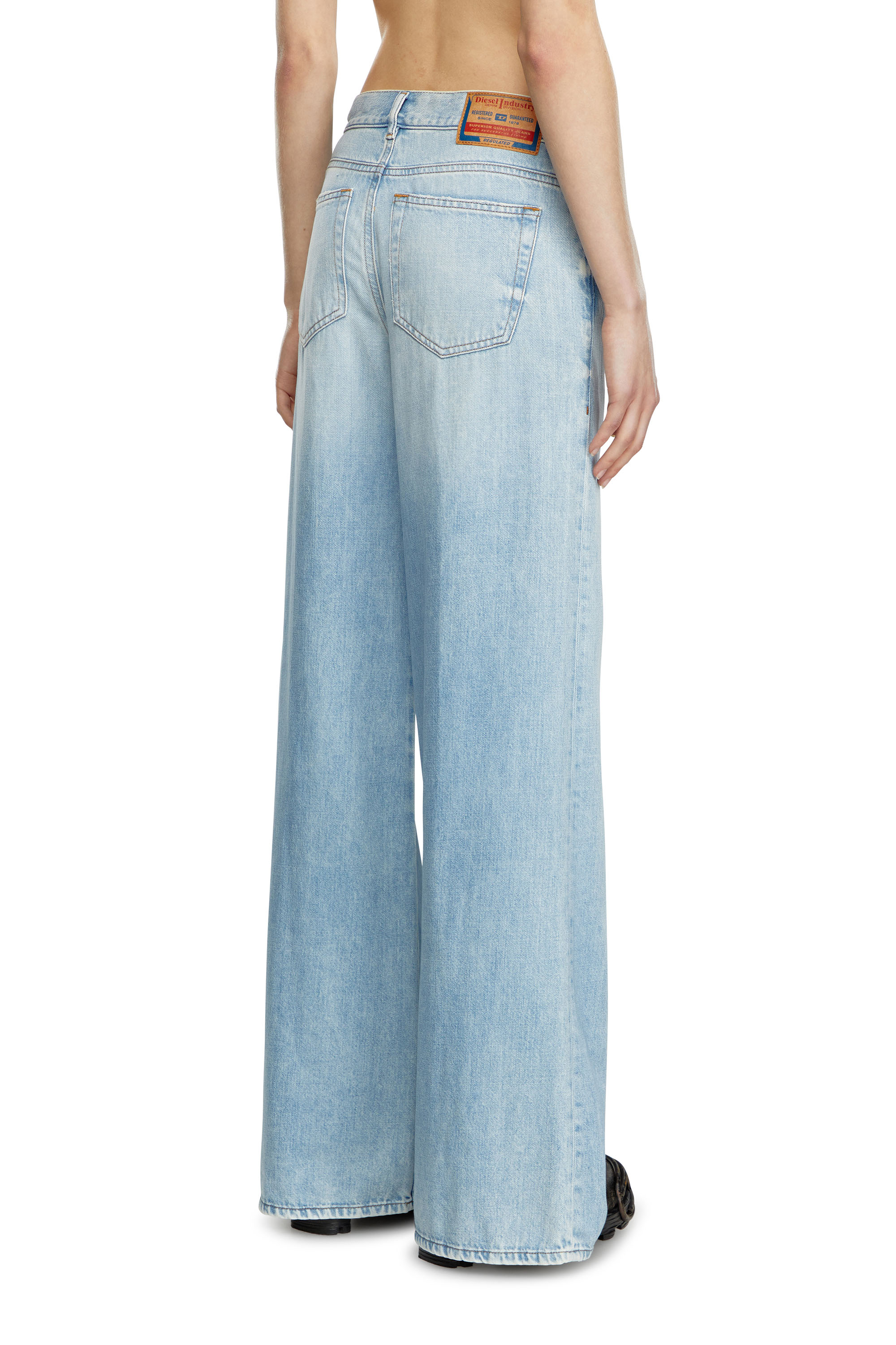 Diesel - Bootcut and Flare Jeans 1978 D-Akemi 068MQ, Light Blue - Image 4